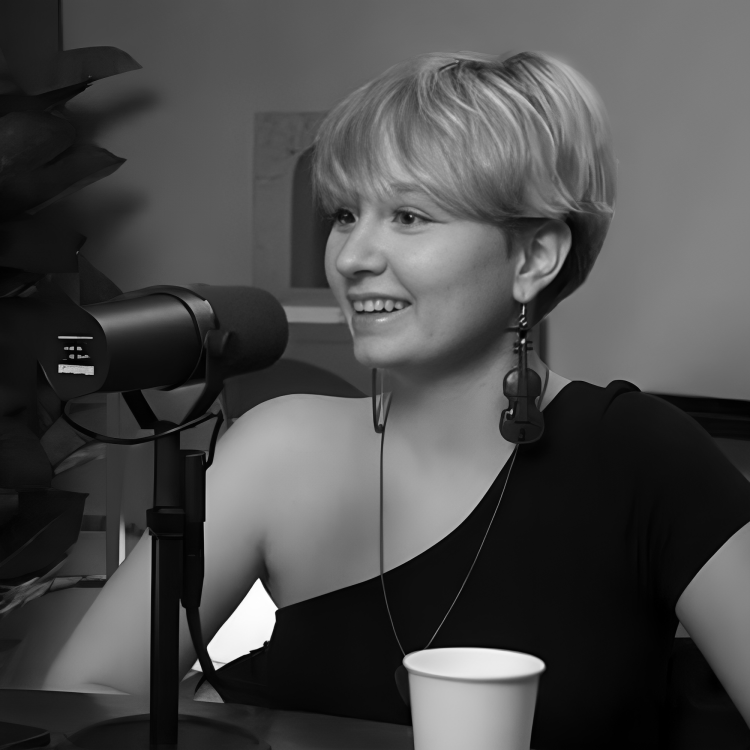 Полина Егорова